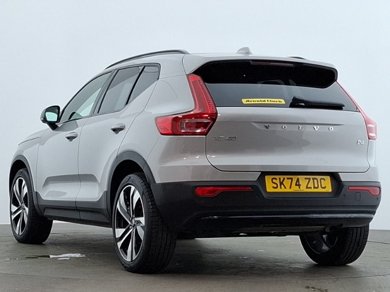 Used Volvo XC40 2024 for sale - 76497853: Photo 3