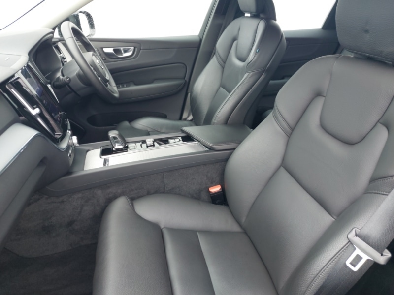 Used Volvo XC60 2023 for sale - 77786782: Photo 5