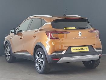 Used Renault Captur 2022 for sale - 77476346: Photo