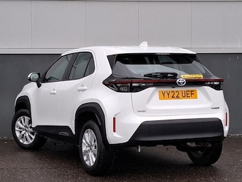 Used Toyota Yaris Cross 2022 for sale - 77986803: Photo