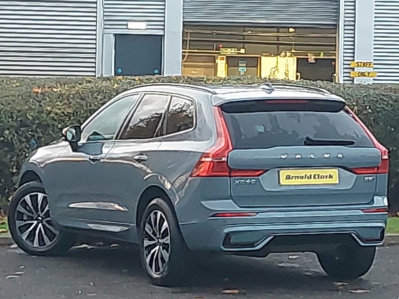 Used Volvo XC60 2023 for sale - 77142833: Photo 3