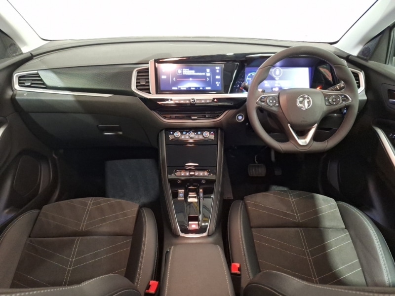 Used Vauxhall Grandland 2024 for sale - 77142299: Photo 2