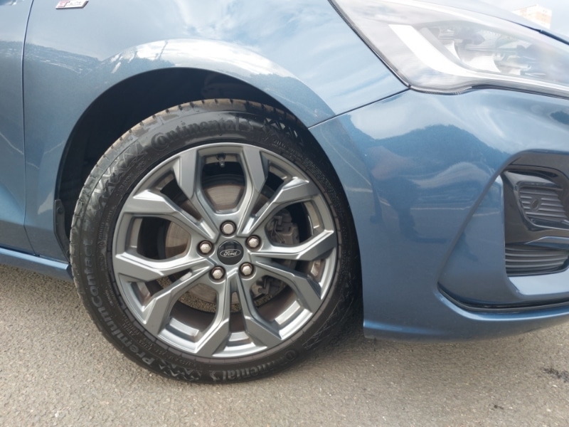 Used Ford Focus 2023 for sale - 76737482: Photo 9