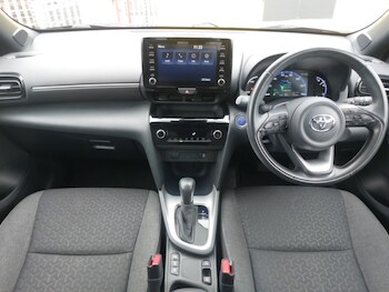 Used Toyota Yaris Cross 2022 for sale - 77197068: Photo