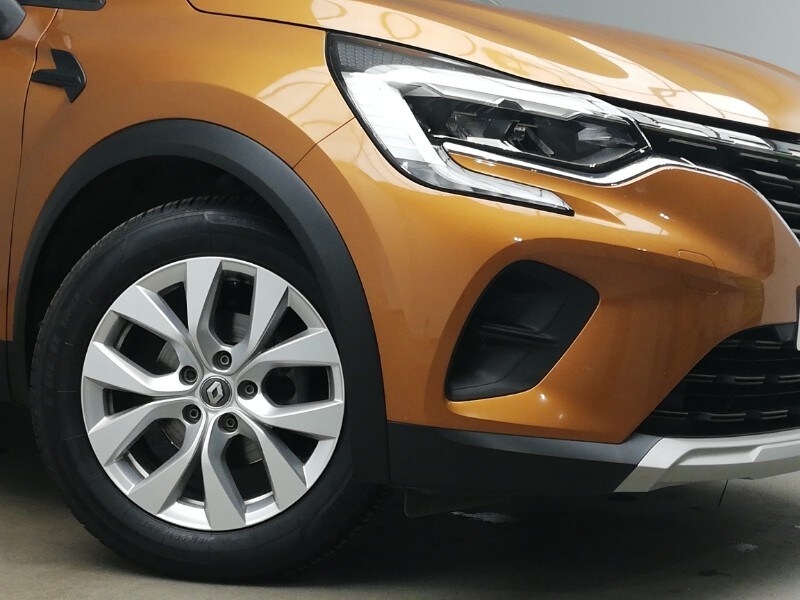 Used Renault Captur 2020 for sale - 77312083: Photo 9