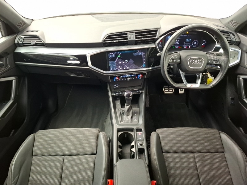 Used Audi Q3 2022 for sale - 77677606: Photo 2