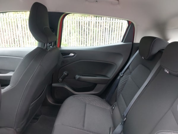 Used Renault Clio 2020 for sale - 76293738: Photo 6