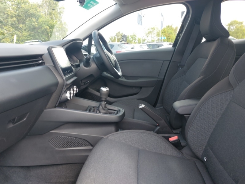 Used Renault Clio 2023 for sale - 76700333: Photo 5