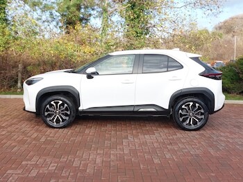 Used Toyota Yaris Cross 2022 for sale - 77024970: Photo