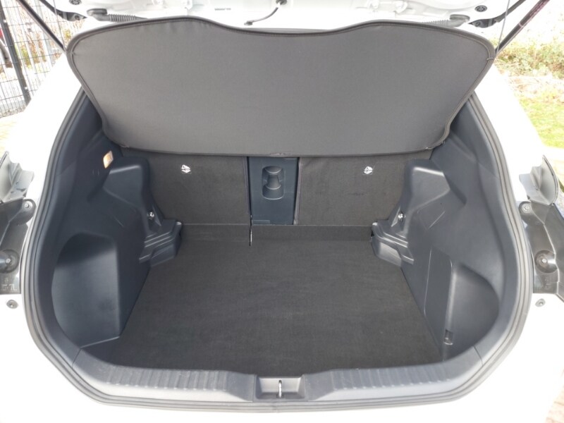 Used Toyota Yaris Cross 2022 for sale - 77024970: Photo 8