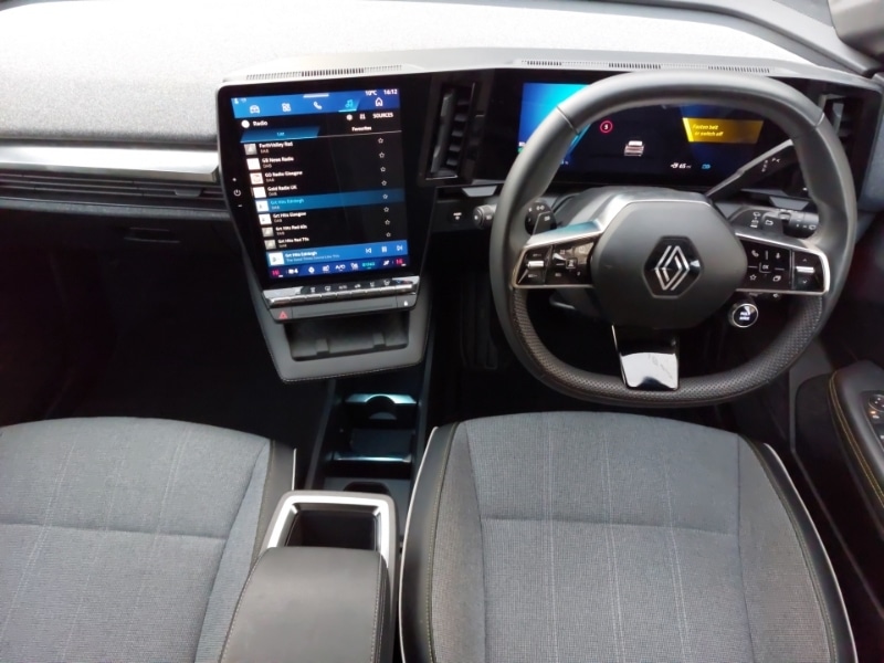 Used Renault Megane E Tech 2024 for sale - 76537574: Photo 2