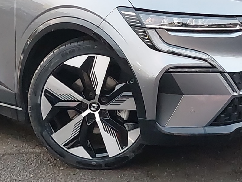 Used Renault Megane E Tech 2024 for sale - 76537574: Photo 9