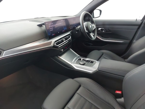 Used BMW 3 Series 2024 for sale - 76233141: Photo 5
