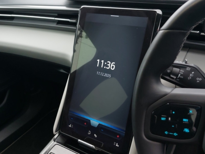 Used Ford Explorer 2025 for sale - 76970913: Photo 11