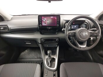 Used Toyota Yaris 2021 for sale - 77235198: Photo