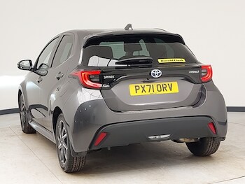 Used Toyota Yaris 2021 for sale - 77235198: Photo