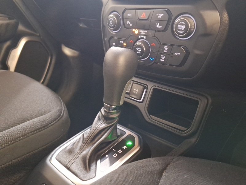 Used Jeep Renegade 2023 for sale - 78014033: Photo 11