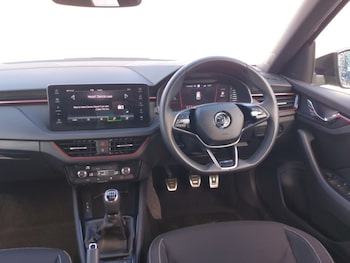 Used Skoda Kamiq 2024 for sale - 77228998: Photo