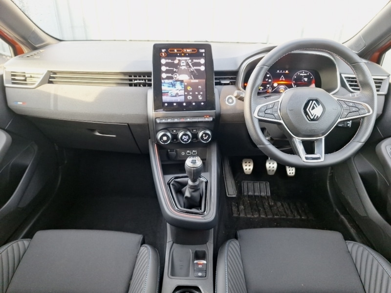 Used Renault Clio 2024 for sale - 77252880: Photo 2