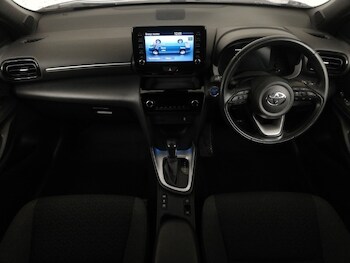 Used Toyota Yaris Cross 2022 for sale - 77556495: Photo