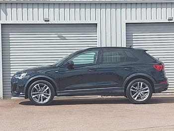 Used Audi Q3 2022 for sale - 77189991: Photo