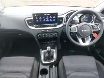 Used Kia Ceed 2025 for sale - 75156076: Photo
