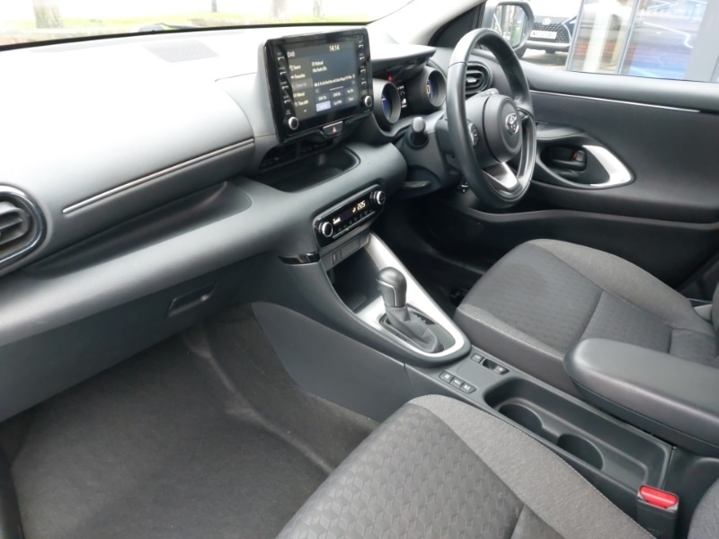 Used Toyota Yaris 2023 for sale - 77353373: Photo 5