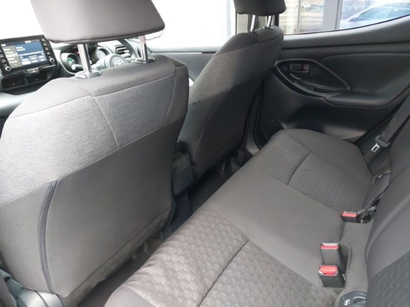 Used Toyota Yaris 2023 for sale - 77353373: Photo 6