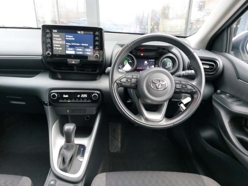 Used Toyota Yaris 2023 for sale - 77353373: Photo 7