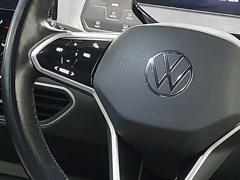 Used Volkswagen ID.3 2023 for sale - 77876925: Photo 11