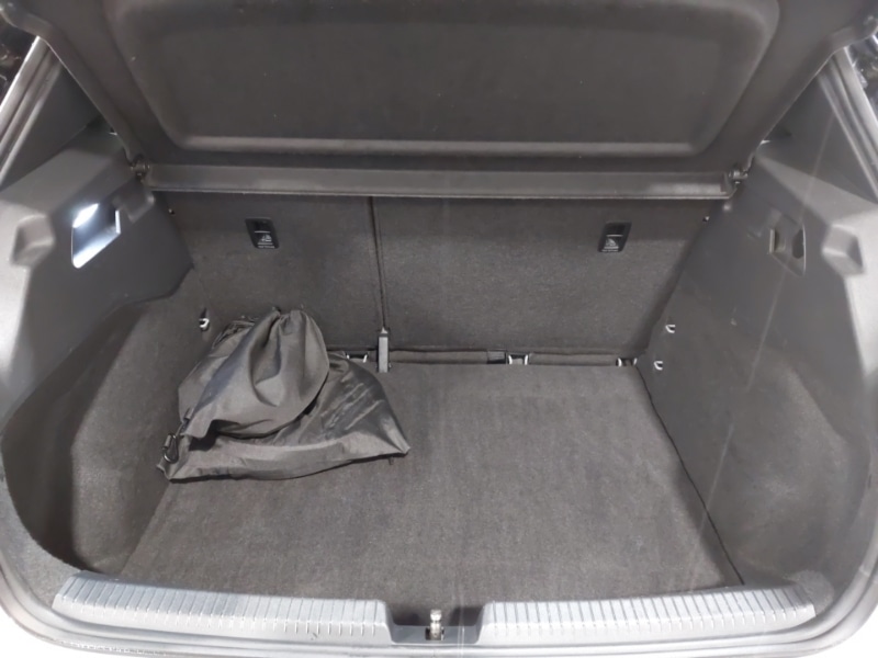 Used Volkswagen ID.3 2023 for sale - 77876925: Photo 8