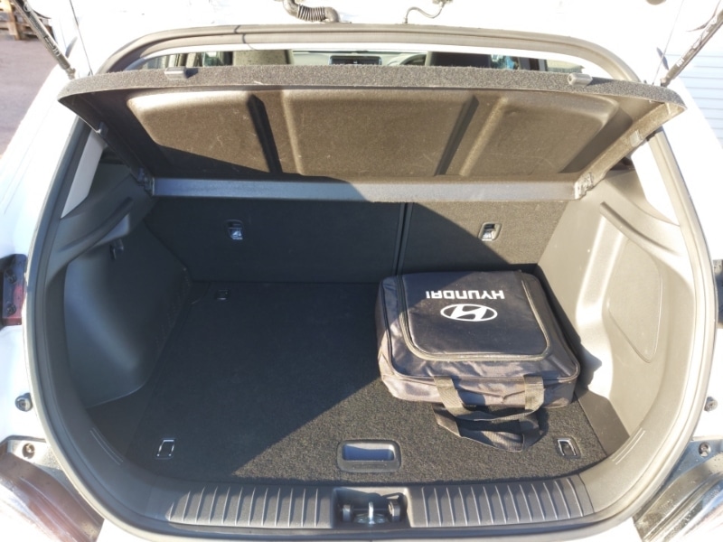 Used Hyundai KONA 2023 for sale - 77657155: Photo 8