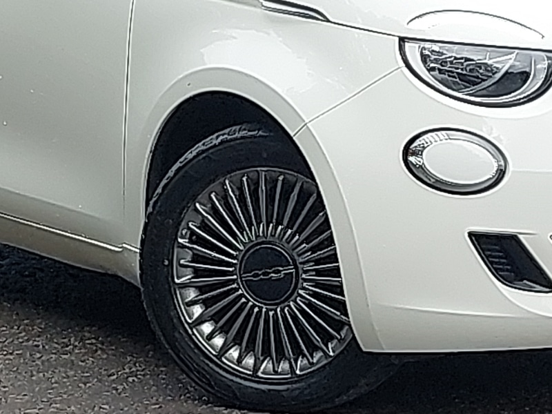 Used Fiat 500 2023 for sale - 77657235: Photo 9