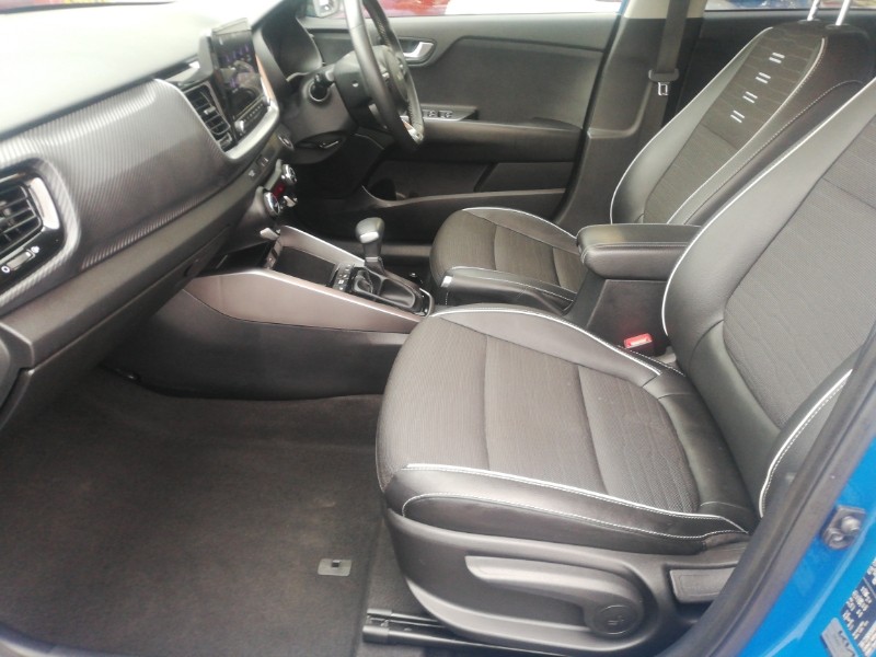 Used Kia Stonic 2024 for sale - 76742259: Photo 5