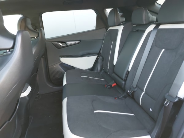 Used Kia EV6 2025 for sale - 76242198: Photo 6