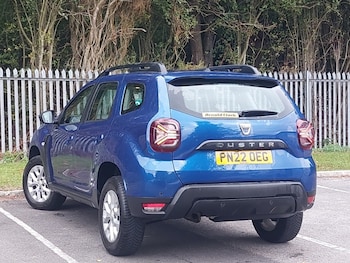 Used Dacia Duster 2022 for sale - 75909496: Photo