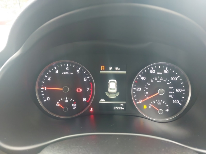 Used Kia Stonic 2023 for sale - 77987386: Photo 11