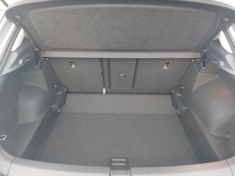 Used Volkswagen T-Roc 2025 for sale - 77122918: Photo 8