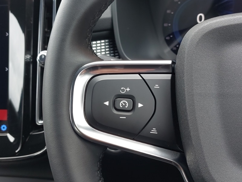 Used Volvo XC40 2024 for sale - 76700392: Photo 11