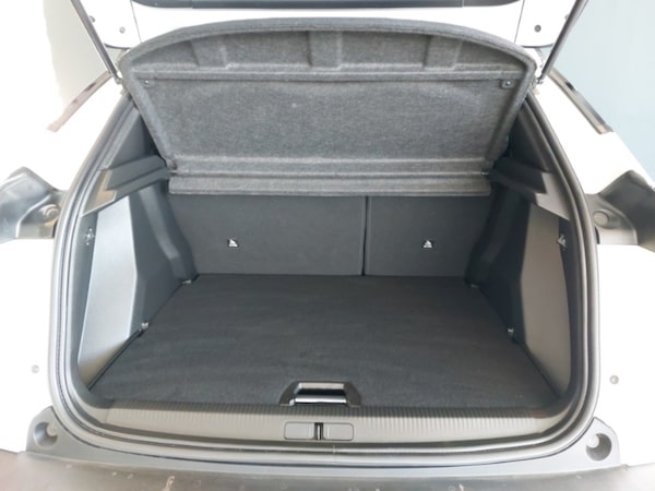 Used Peugeot 2008 2022 for sale - 76160257: Photo 8