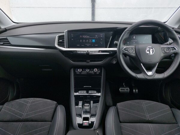 Used Vauxhall Grandland 2023 for sale - 76183063: Photo 2