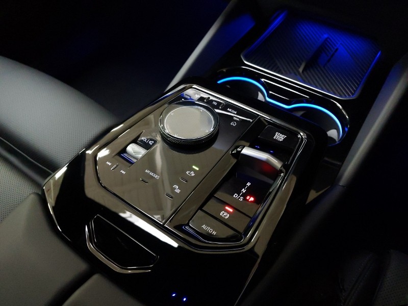 Used BMW 5 Series 2025 for sale - 76947949: Photo 12