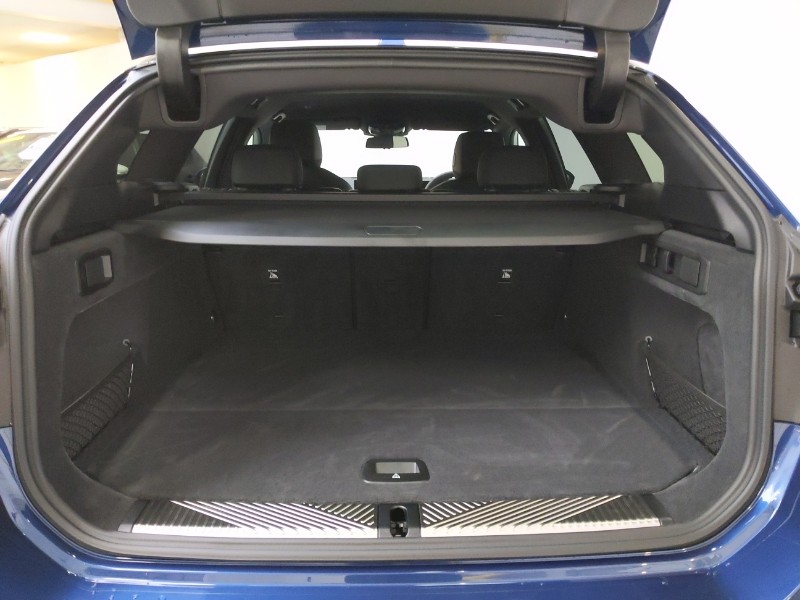 Used BMW 5 Series 2025 for sale - 76947949: Photo 8