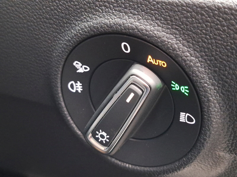 Used Volkswagen T-Roc 2025 for sale - 77454382: Photo 12