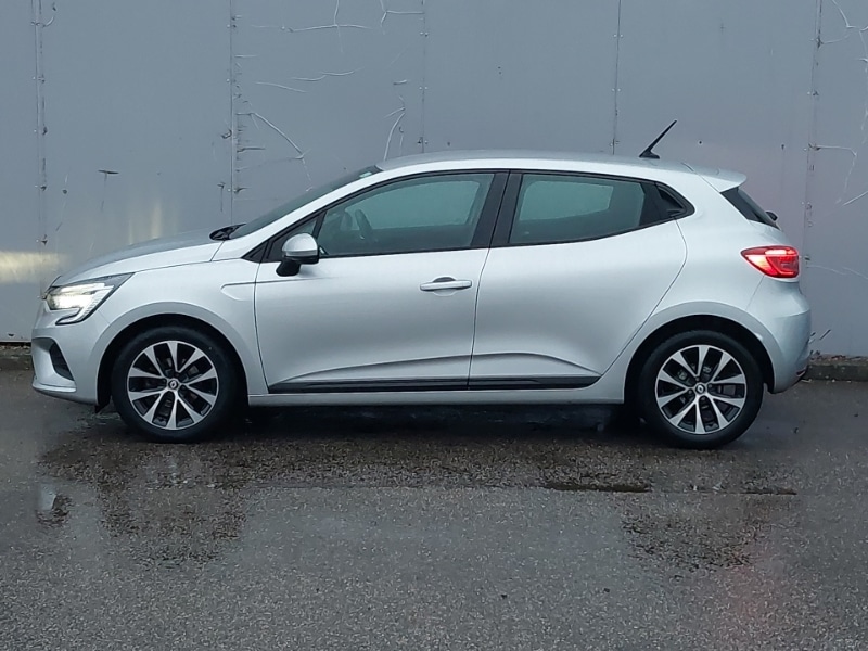 Used Renault Clio 2021 for sale - 76695250: Photo 4