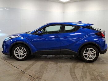 Used Toyota C-HR 2021 for sale - 77891952: Photo