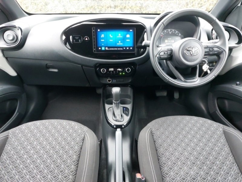 Used Toyota Aygo X 2025 for sale - 77912650: Photo 2