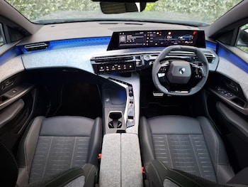 Used Peugeot 3008 2025 for sale - 76978645: Photo