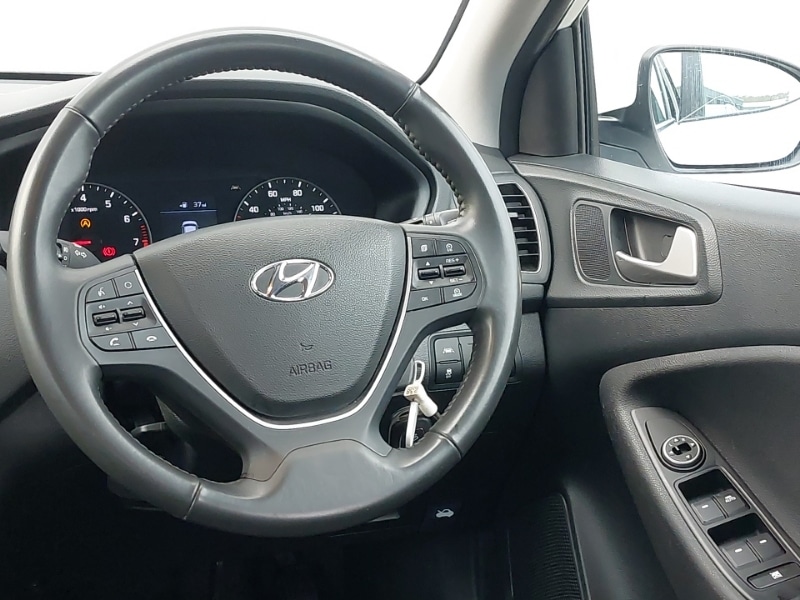 Used Hyundai i20 2020 for sale - 77670118: Photo 10