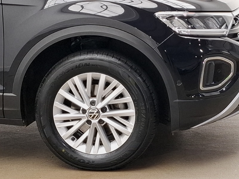 Used Volkswagen T-Roc 2023 for sale - 76492713: Photo 9